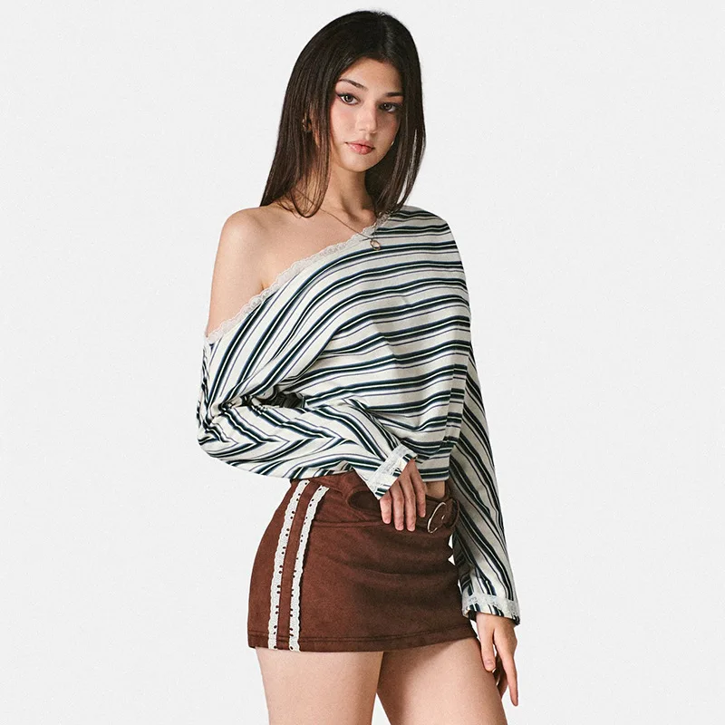 

Female striped One shoulder t-shirt long sleeve tee autumn Lazy style lace baggy elegant blouses Cinched-waist pulovers crop top