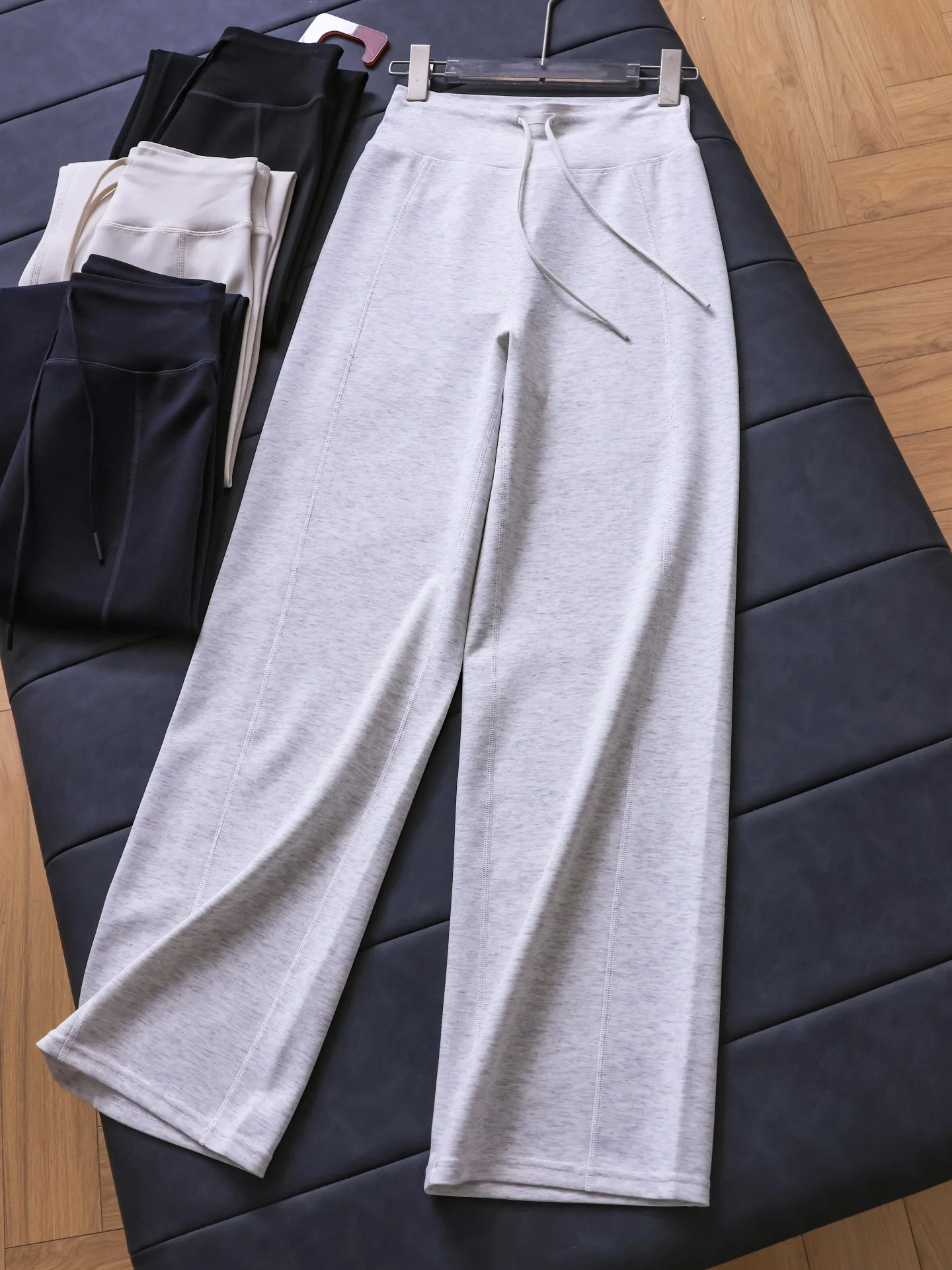 

Sporty Straight Leg Pants Women's Casual Loose Fit Drawstring Elastic Waist Lightweight Drapey Trousers Pure Color