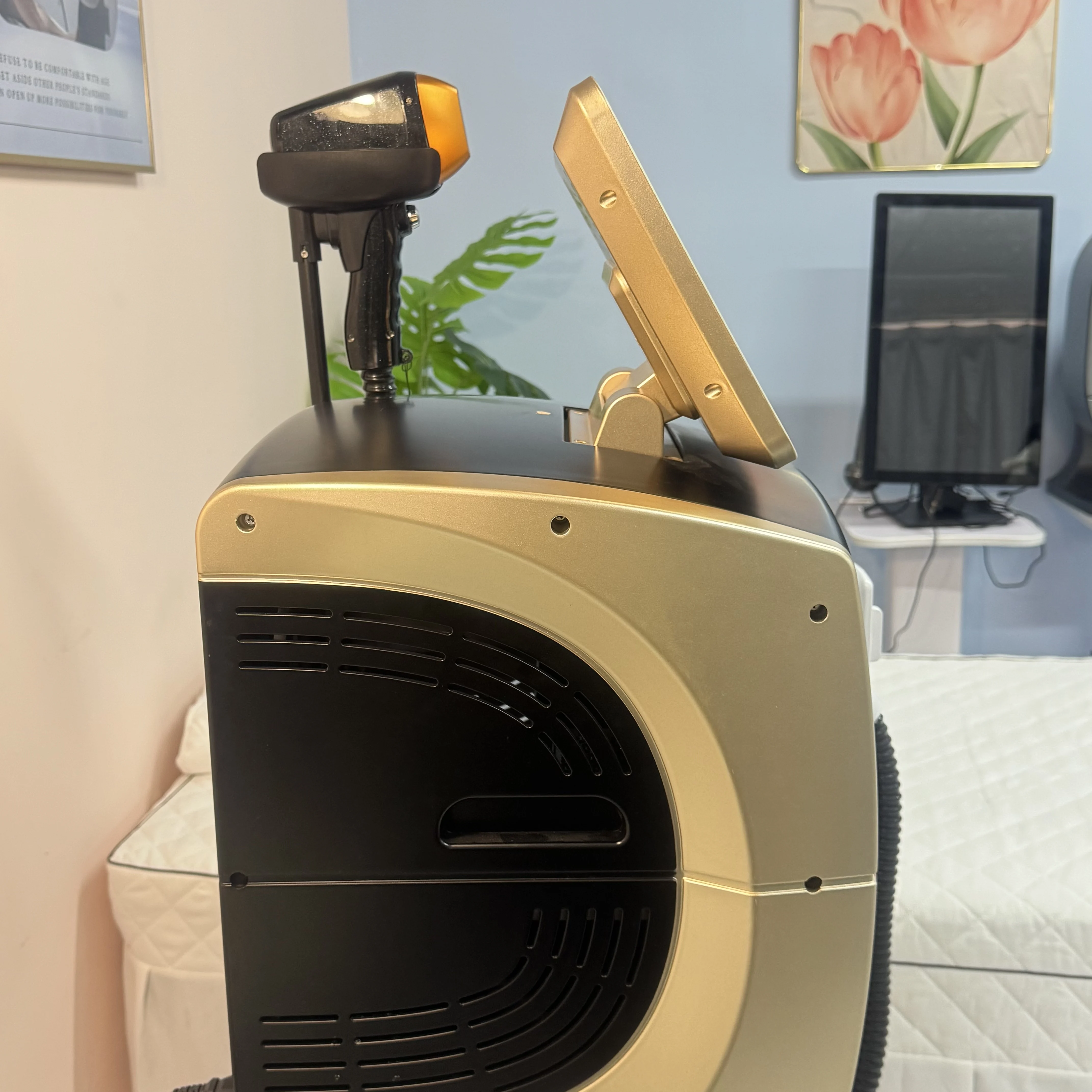 Professional Diode Ice Titanium Laser Hair Removal Machine Portable 808 755 1064 Alexandrite Device 3 Waves Permanent Removal