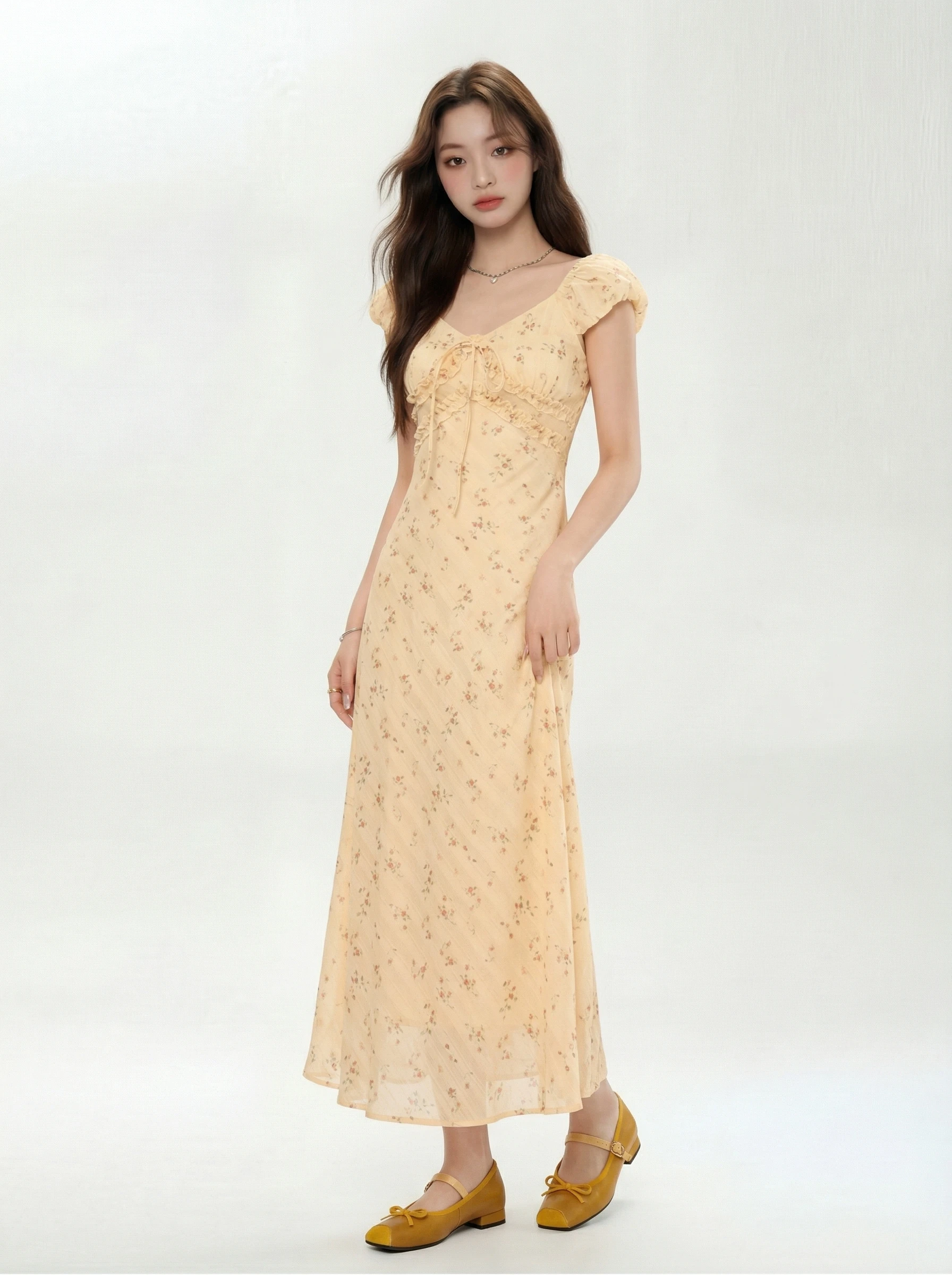 

Soft Yellow V-neck Floral Short Sleeve Dress Women's Beach Vacation Long Dress Casual Style High Waist A-line Skirt Spring Su...