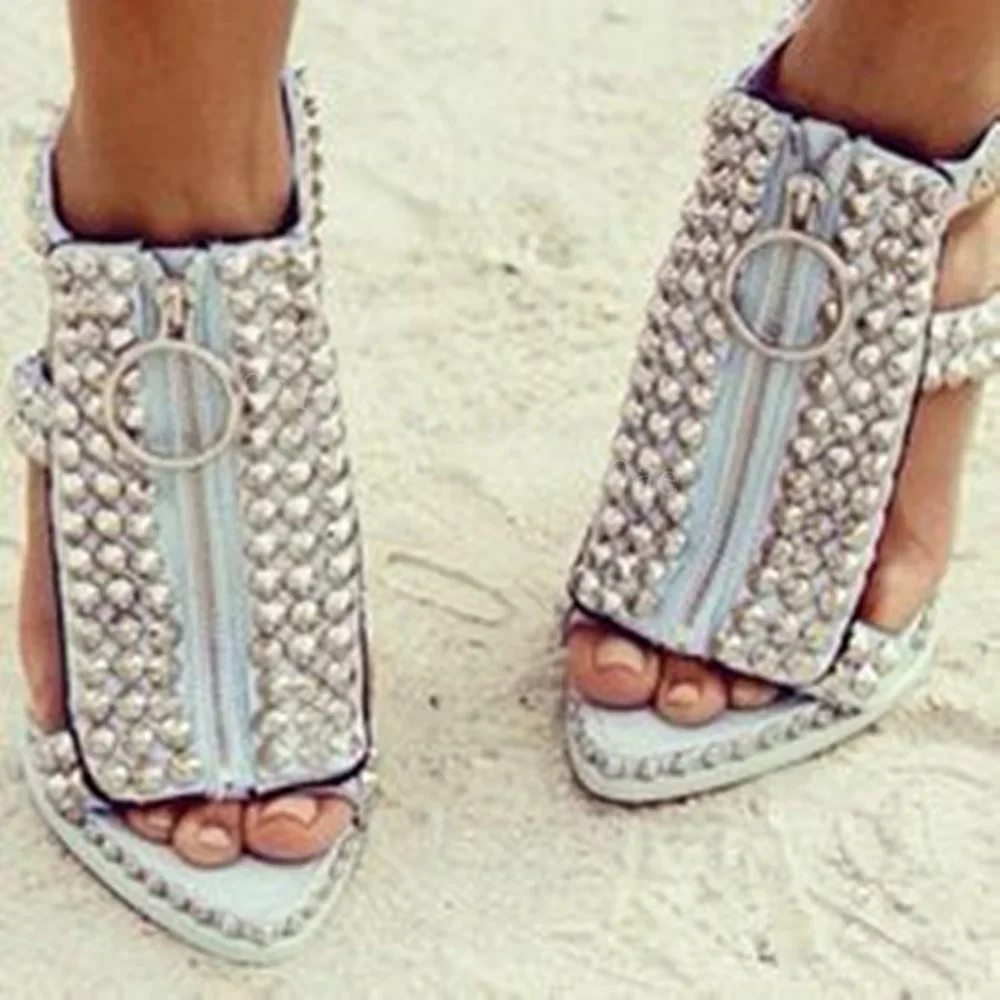 

Full Rivet Decor Hollow Sandals Open Toe Circle Decor Shoes for Women Spike Heels Fashionable Shoes 2025 Zapatos Para Mujere