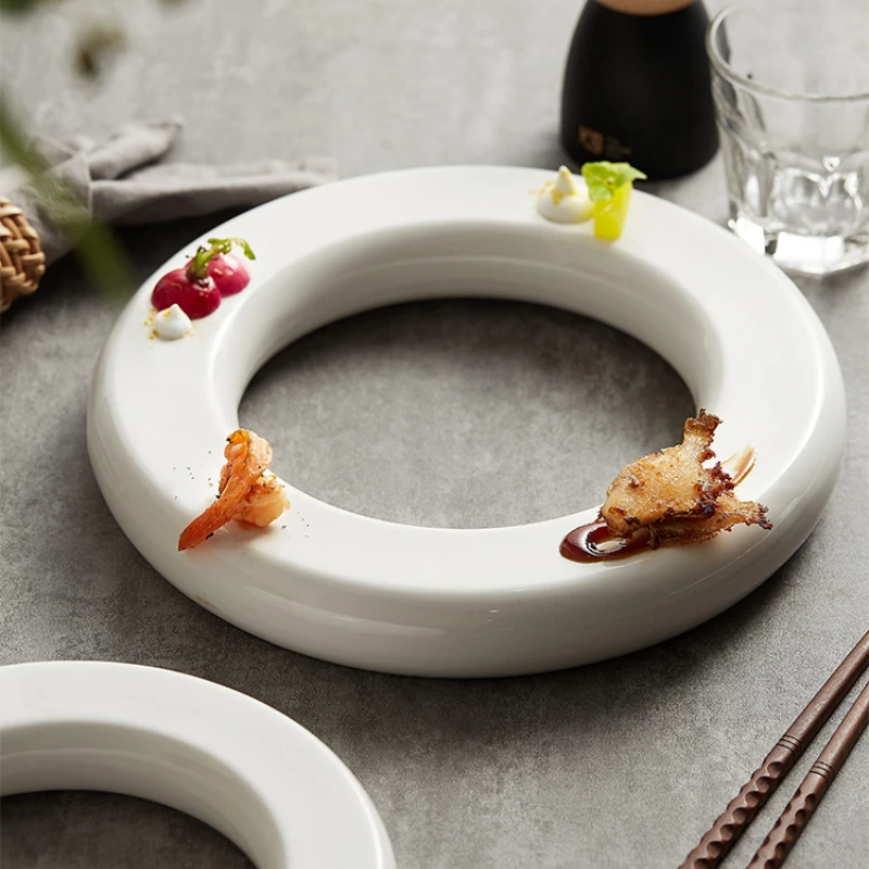 White Circle Shaped Ceramic Plate Flat Dim Sum Sushi Hotel Restaurant Artistic Conception Dishes Kitchen Tableware