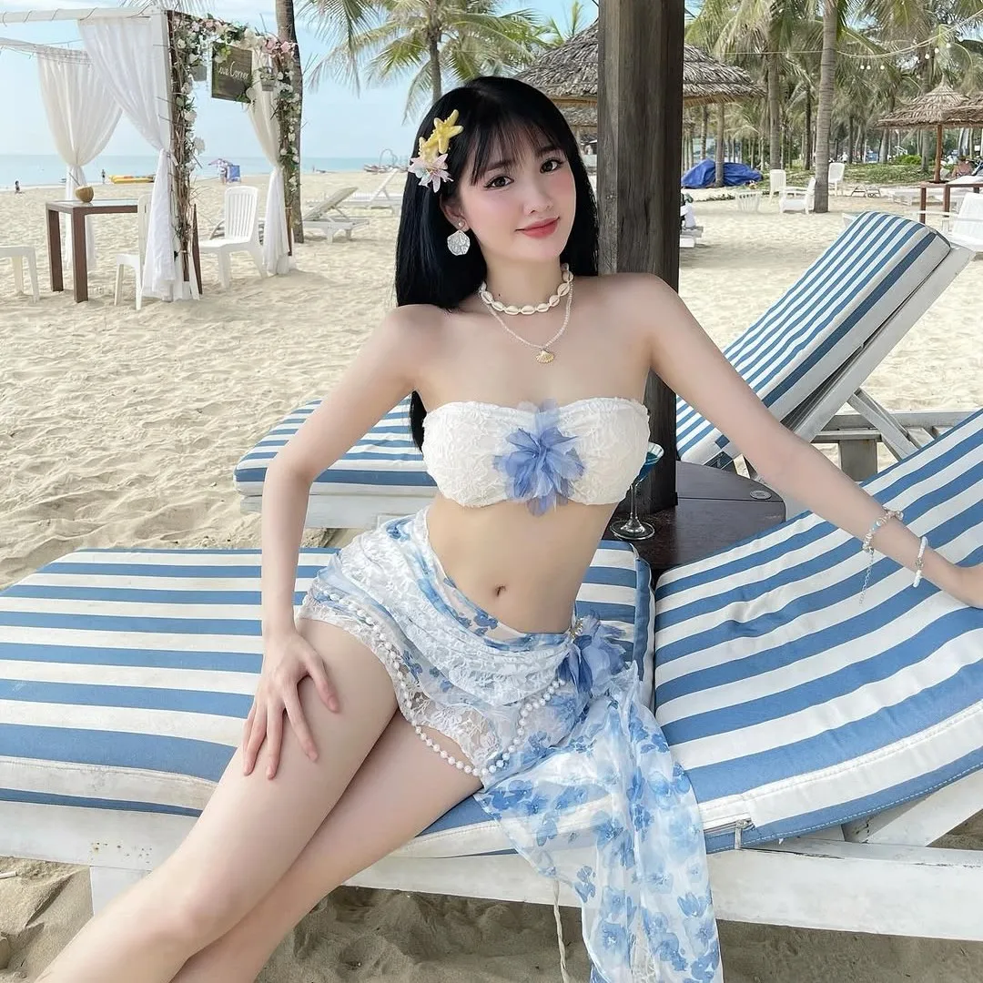 Beach Vacation Pure Desire Girl Bikini Three Piece Set Blue Strapless Swimsuit Summer 2026 Trendy Sportswear Fitness Fan Gear