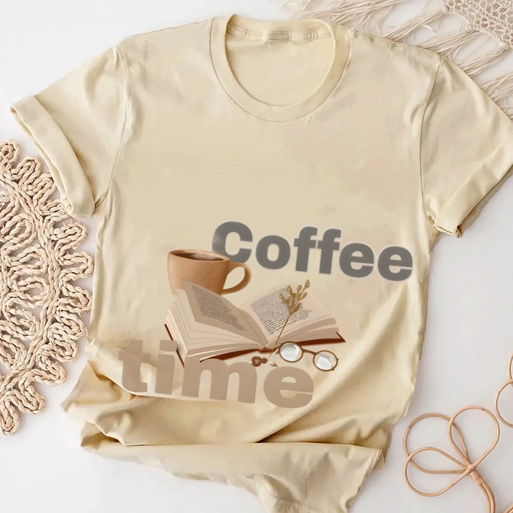 Camiseta gráfica Coffee Time com estampa de livro Y2K Tecido macio relaxante com cafeína e aconchegante para visual casual com tema de lazer