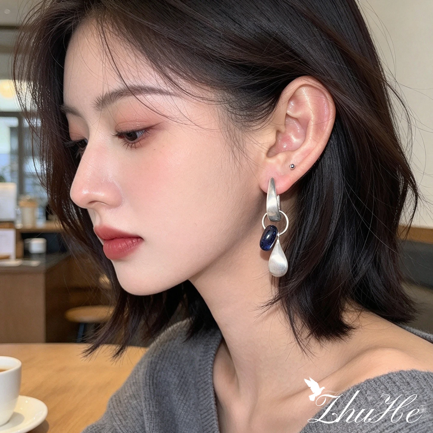 Original Minimalist Elegant Design Handcrafted Matte Hoop Teardrop Pendant Detachable Earrings Unisex