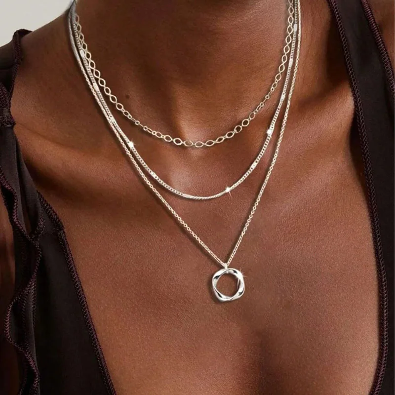 New Style Chunky Chain Statement Necklace with Round Pendant, Alloy Necklace, Hip-Hop-Inspired Layered Necklace Set