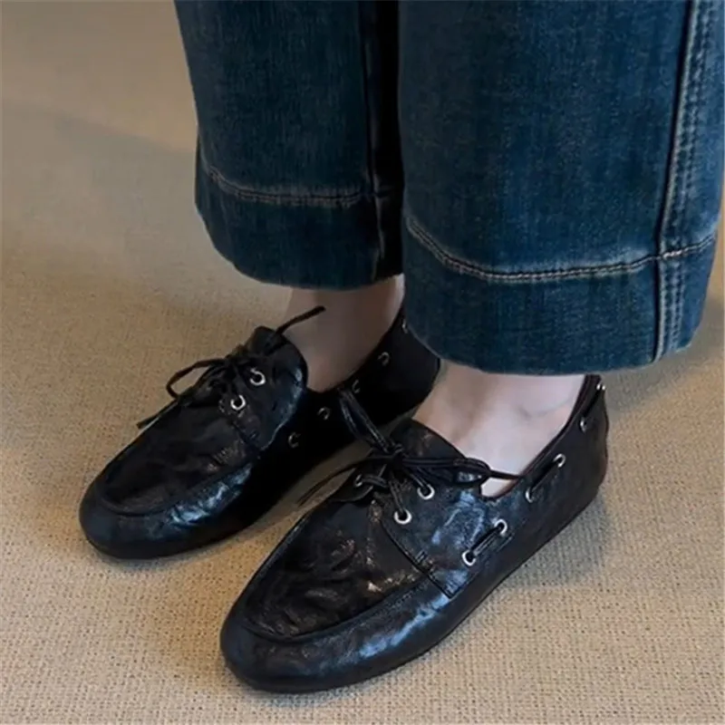 Women Vintage Wrinkle Leather Boat Shoes Round Toe Lace Up Flat Loafers Washed Leather Casual Driving Shoes Botas Mujer
