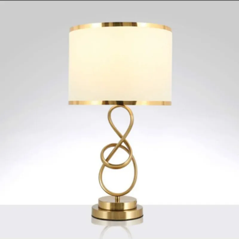 Postmodern light luxury desk lamp Warm bedroom, wedding room, perpetual light, dowry, red European style dimmable light