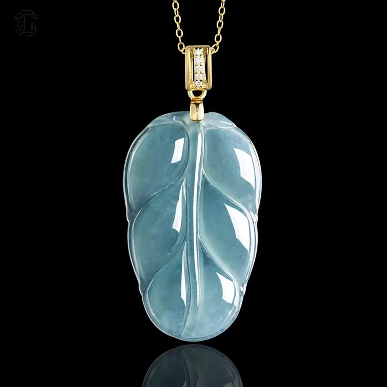 

Natural Burma Grade A Jadeite Leaf Pendant 18K Gold Clasp Ice Translucent Women Gemstone Necklace Blue Pendant Jewelry Gift