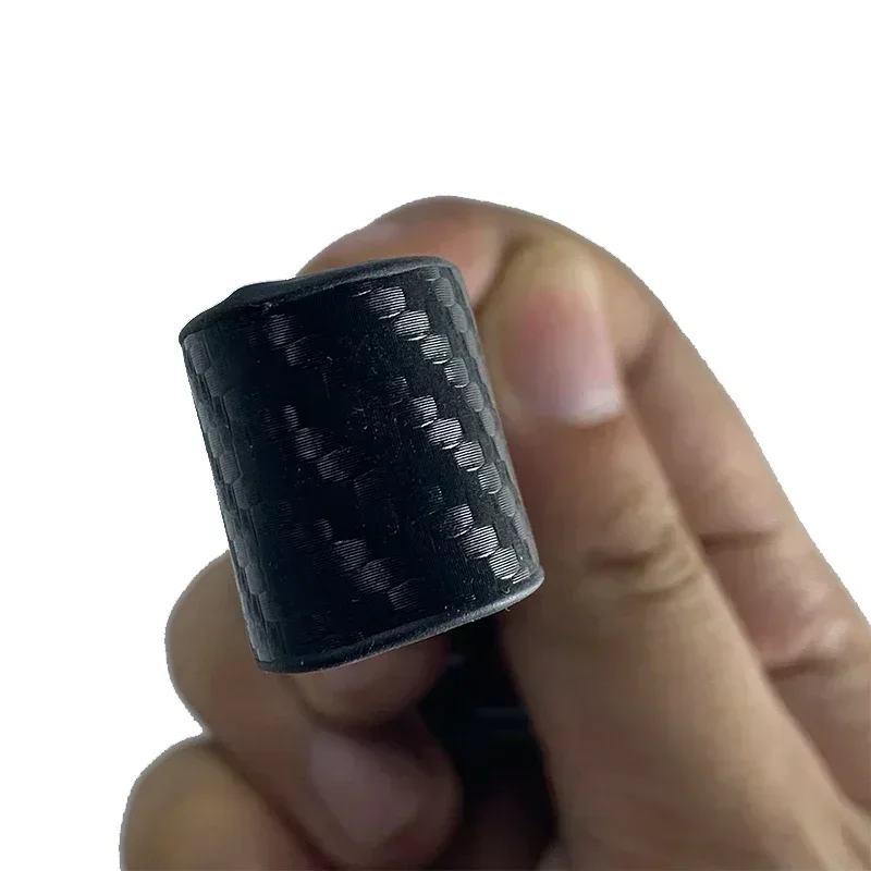 Car Key Chains KeyChain Leather Keyrings Ring Carbon Fiber Texture for Scania K250 K280 K310 K320 K490 SERIE G P S SerieX