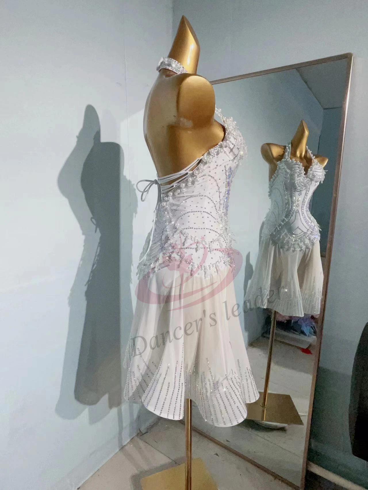 ラテンダンスステージ衣装ドレスハイエンドカスタマイズされた国際競技ダンサー競技服フルパールスリムフィット