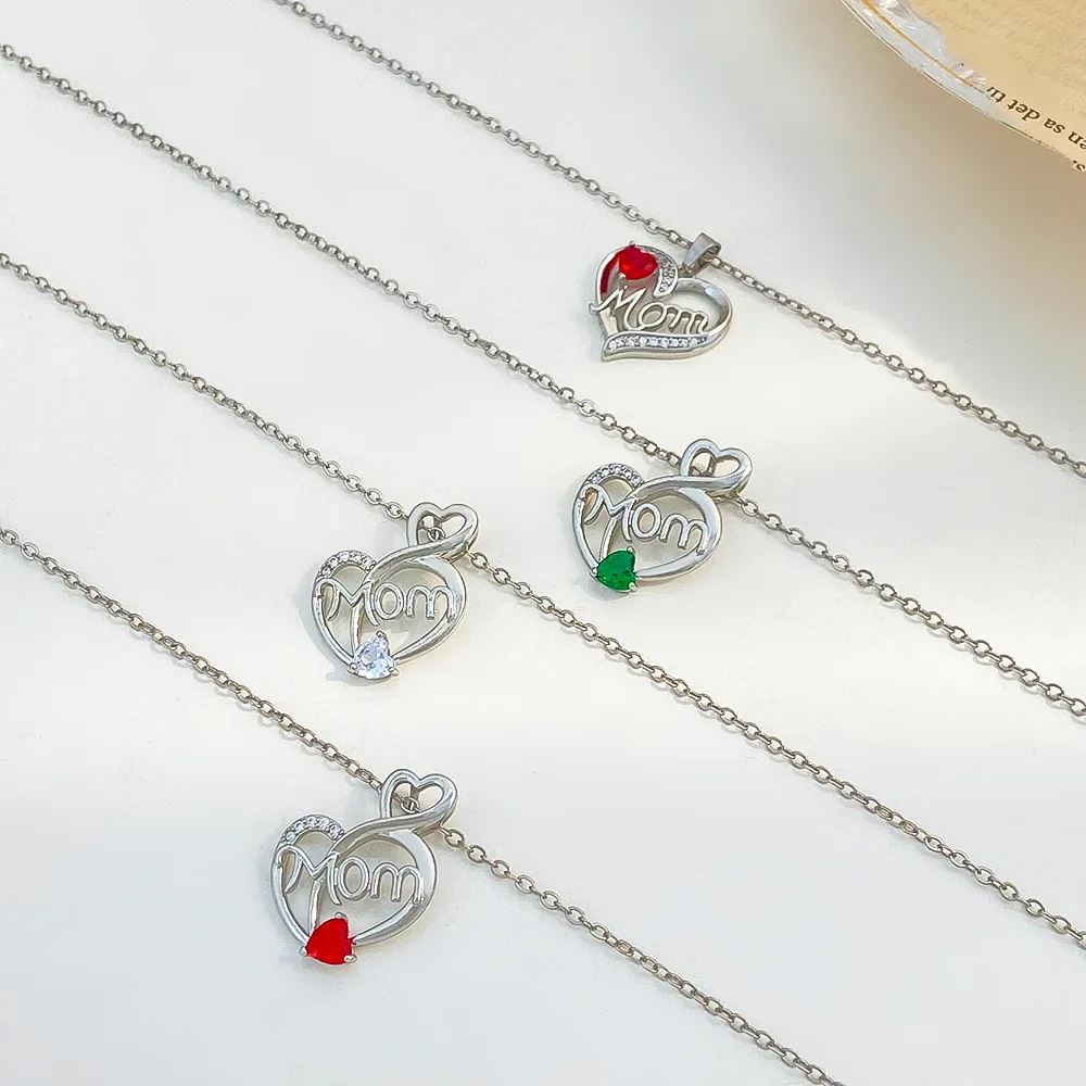 2025 New letter necklace retro fashion design diamond heart clavicle chain Mother's Day necklace gift