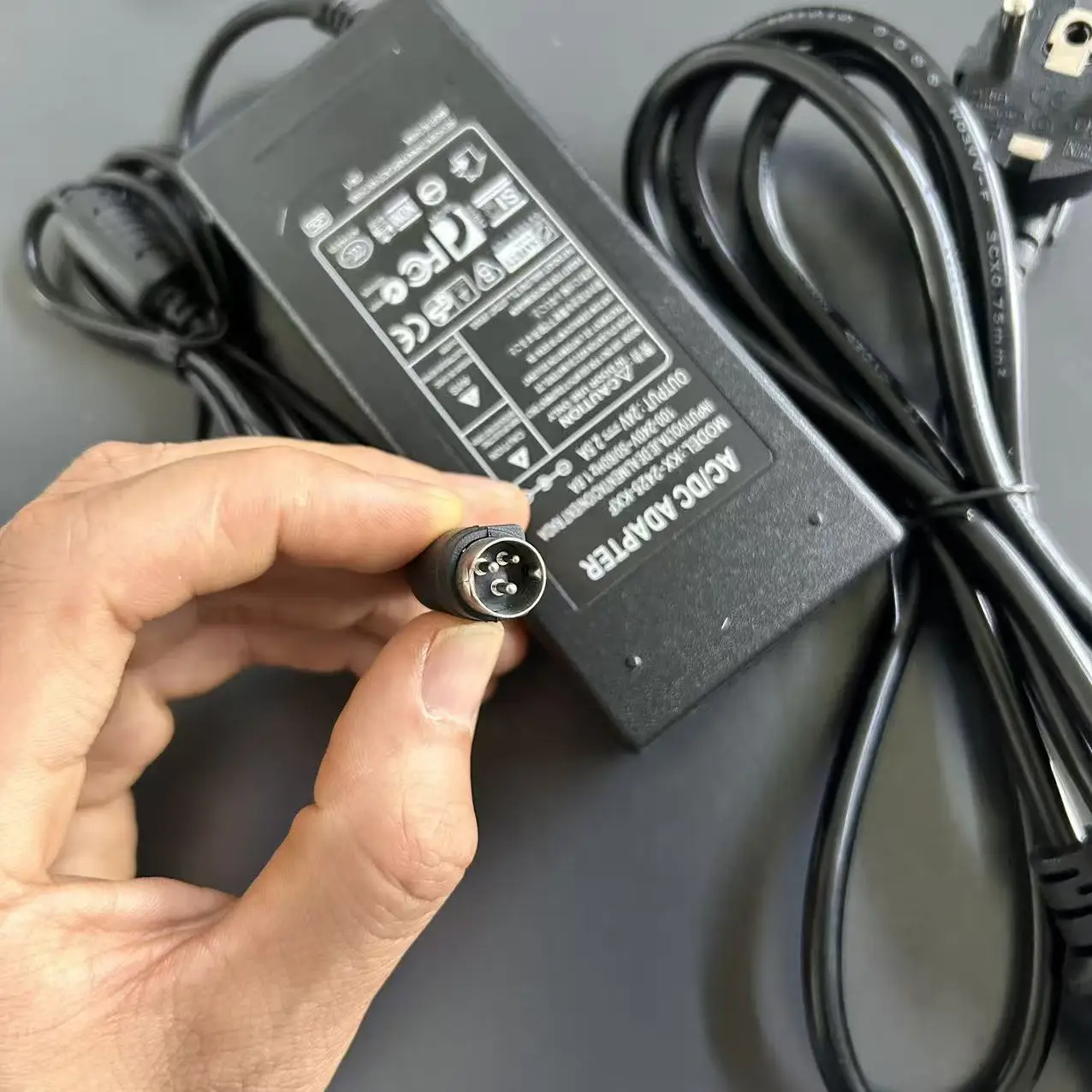 EXFO FTB-1 AC Adapter Battery charger for EXFO FTB-1 FTB-2 FTB-2pro FTB-720 FTB-730 FTB-150 FTB-100 FTB-750 OTDR Battery Charger