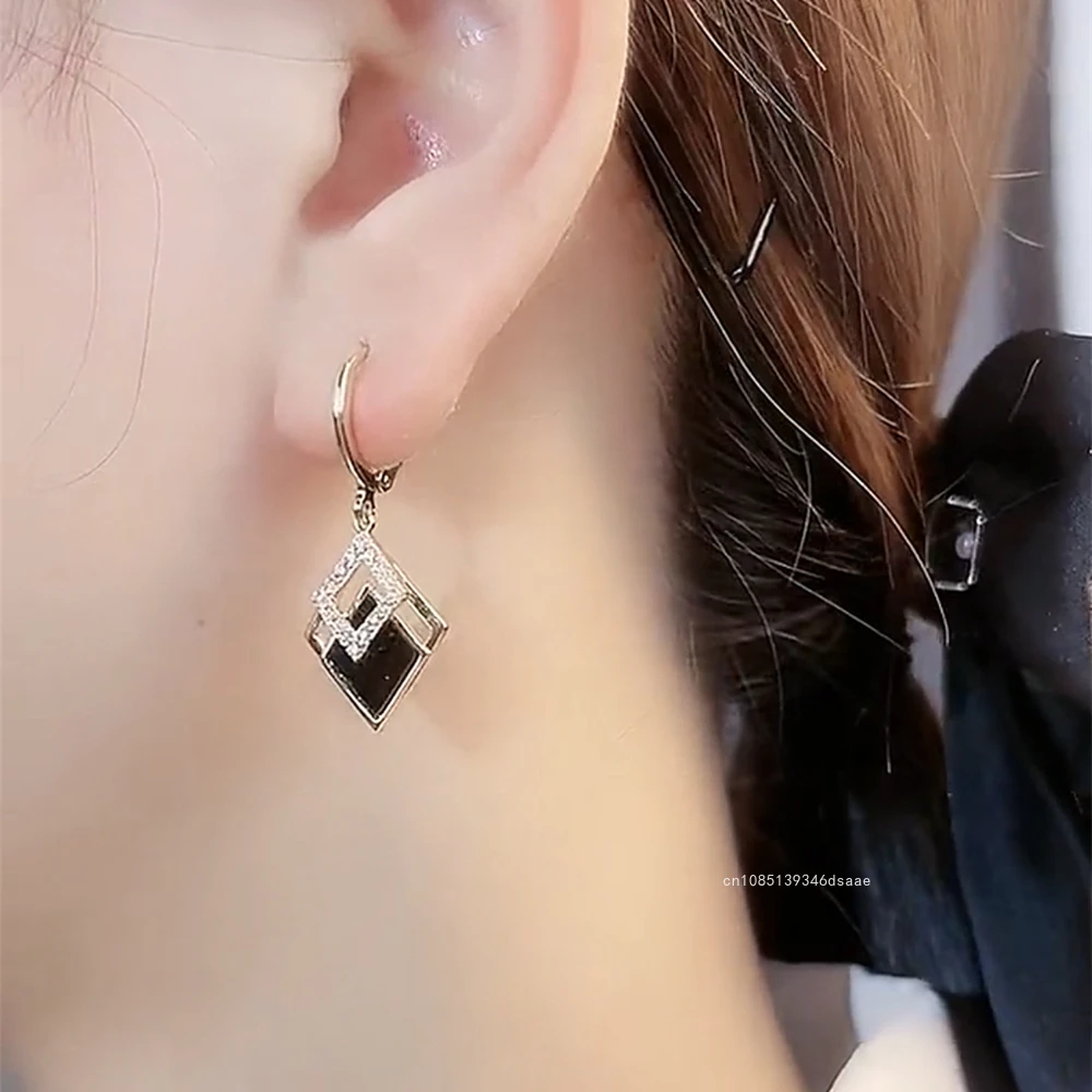 Korean Trendy Ear Buckle for Hoops Woman Trend 2024 Delicate Black Double Rhombus Dangle Earrings Wedding Jewelry