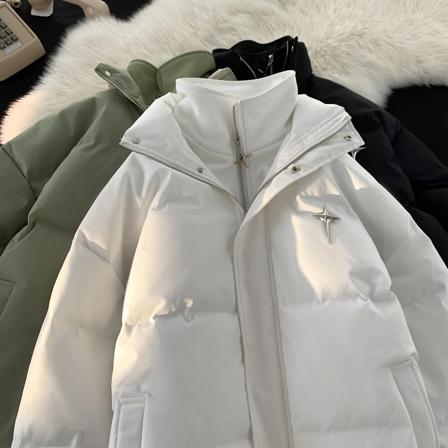 

Мужская зимняя утепленная куртка из хлопка с пуховым наполнителем, свободного кроя, с воротником-стойкой, молодежная, модная, повседневная, удобная, на хлопковой подкладке