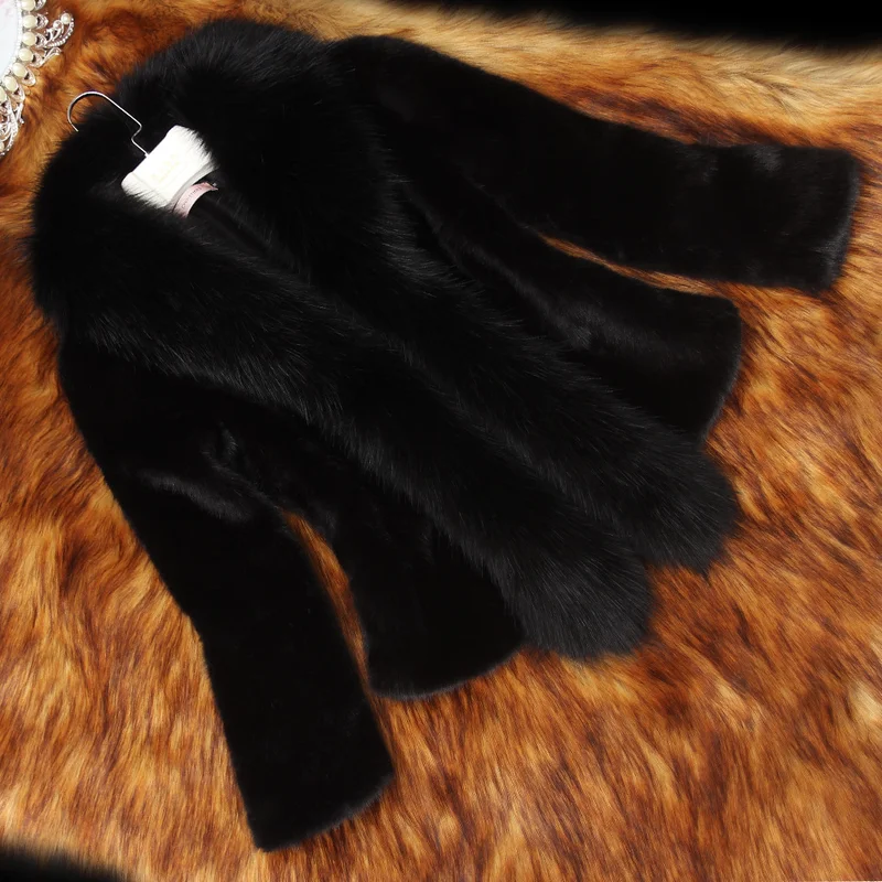 Sweet Elegant Black White Solid Color Faux Fur Winter Warm Plush Short Fashionable Gentle Commuting Cocktail Party Cloak Coat