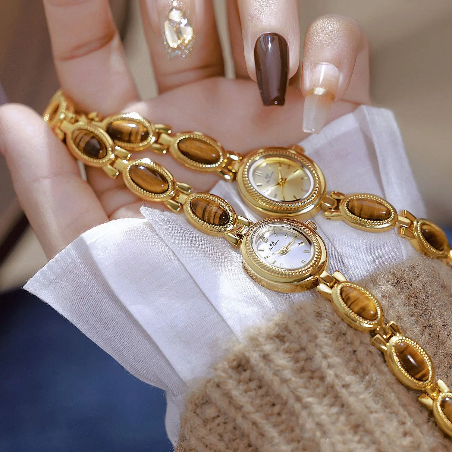 New Women Watch Retro Wealthy Tiger Eye Stone Chain Watch Unique Personality Light Luxury Medieval Female Fashion Quartz Watches