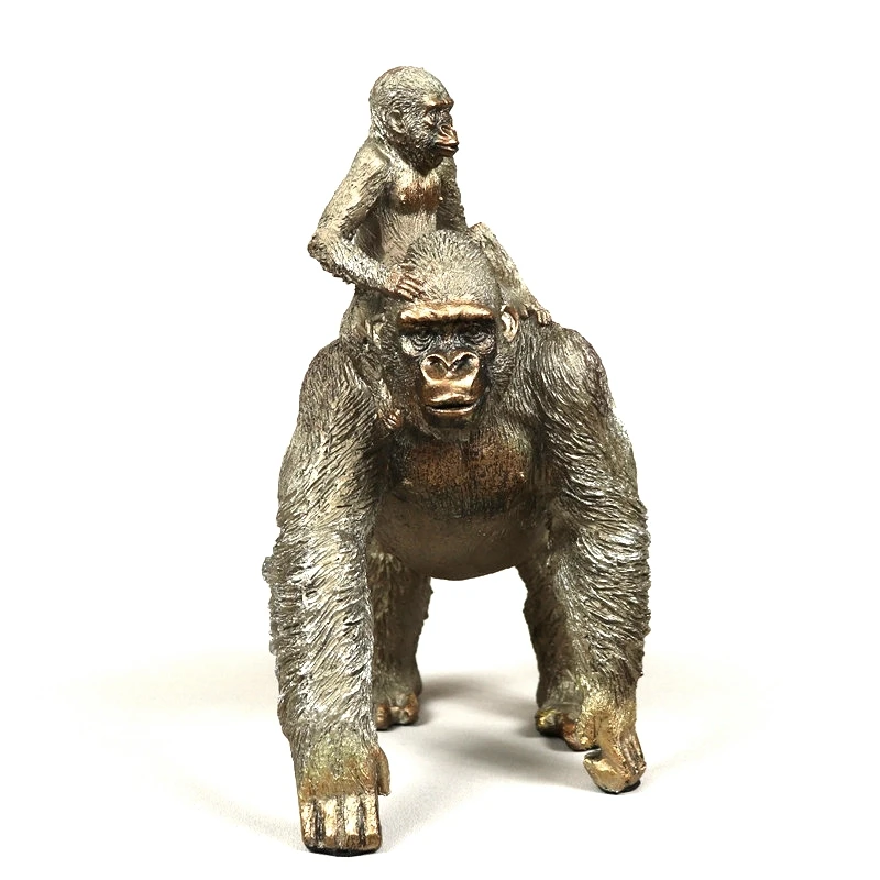 Handmade Silverback Gorilla Statue Resin Father and Son Ape Sculpture Wild Animal Love Craft Decoration Ornament Gift for Mother