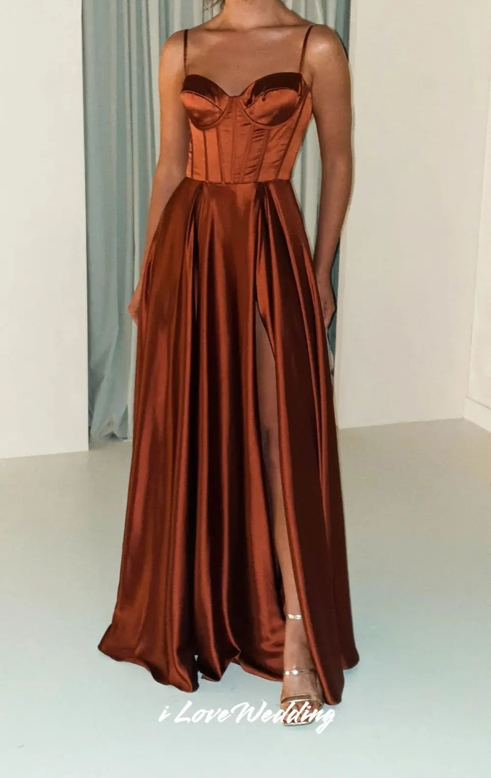 Orange Sweetheart Spaghetti Strap Bridesmaid Dresses A-Line Evening Prom Dress Back Criss Cross Wedding Guest Dress Customized