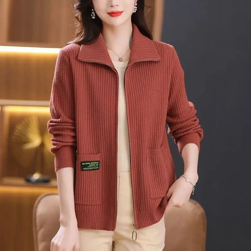 

Autumn Winter 2025 Fashion Comfortable Casual Women Knitted Cardigan Sweater Jacket Versatile Flip Collar Loose Ladies Top ZT157