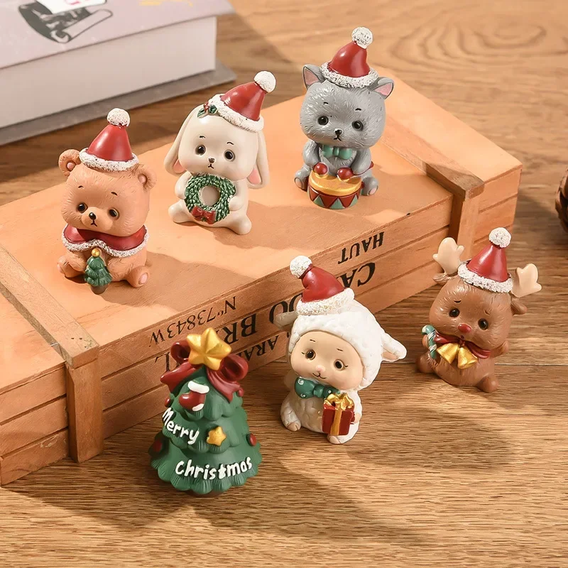 Christmas Dress Up Mini Resin Ornaments Desktop Small Save Space Animals Elderly Snowman Elk Decorations Gift For Children