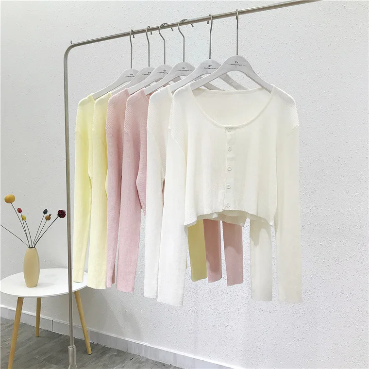 

9017 Большие размеры Интернет-знаменитости в одном стиле, 3 цвета, короткий вязаный кардиган, куртка, пуловер с круглым вырезом, свободная защита от солнца