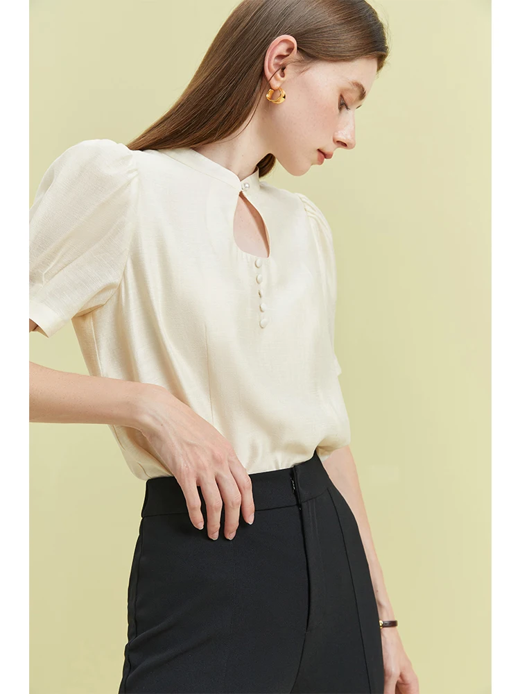 FSLE New Chinese Style Stand Collar Short-sleeved Dhirt for Women Summer Chic Design Llight Drop-shaped Hollow Top Female