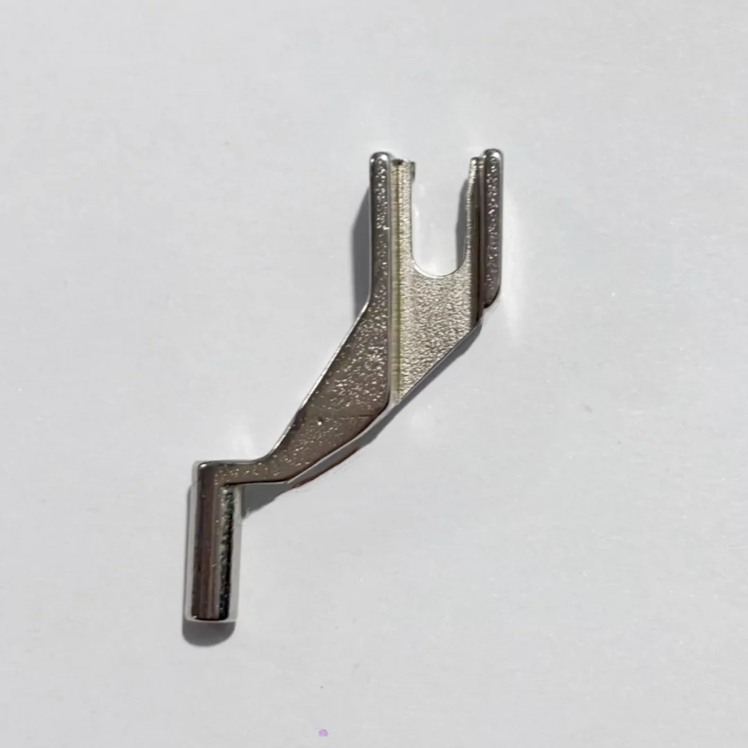 J-Shaped 2.5MM S42848001 Presser Foot for BROTHER 311/342/1310/2210/326 Electronic Pattern Machine Parts