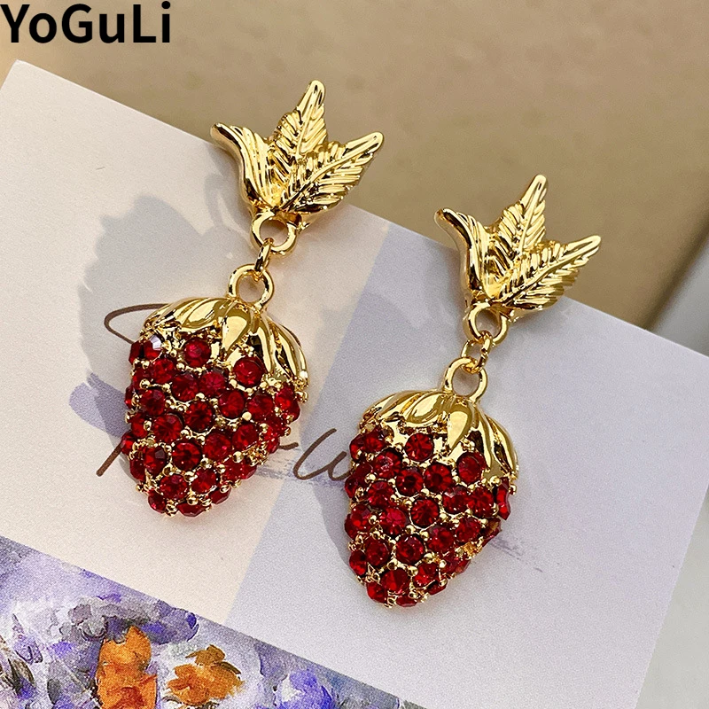 Fashion Jewelry Vintage Temperament Red Strawberry Earrings For Girl Women Party Gift Lovely Design