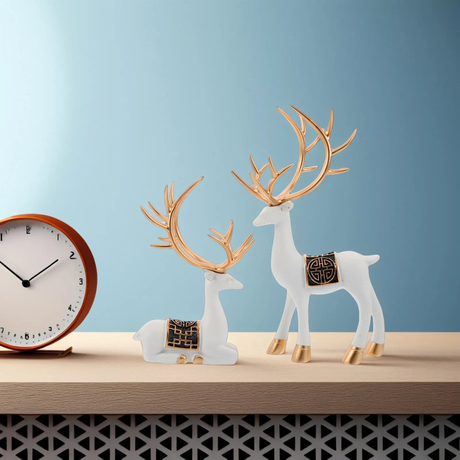 1Pair Sturdy Ceramic Reindeer Sculpture Refined Decorative Statue Enhancing Aesthetic Appeal for Living Room Bedroom Desktop