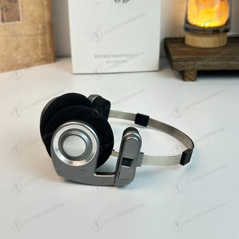

Retro wireless headset Bluetooth headset long battery life high value trend headset cover