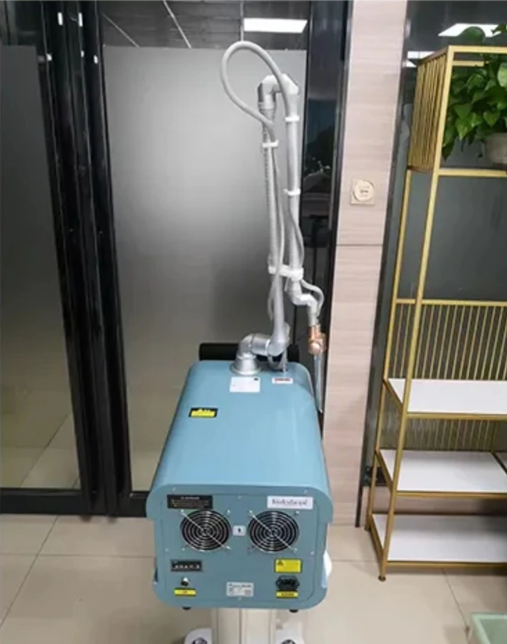 Professional Fractional 60W Co2 Laser Machine Scar Removal 10600Nm Vaginal Tight Co2 Laser Machine Pigment Removal And Face Lift