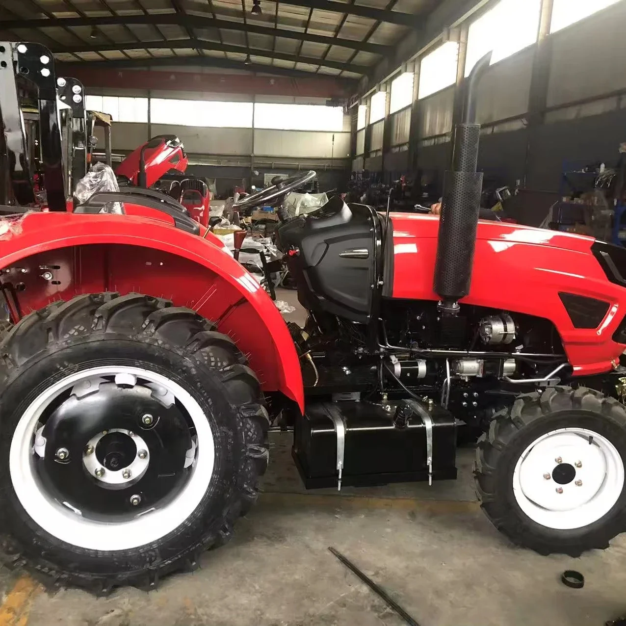 50HP/60HP Four-wheel Drive Tractor Promotional low price