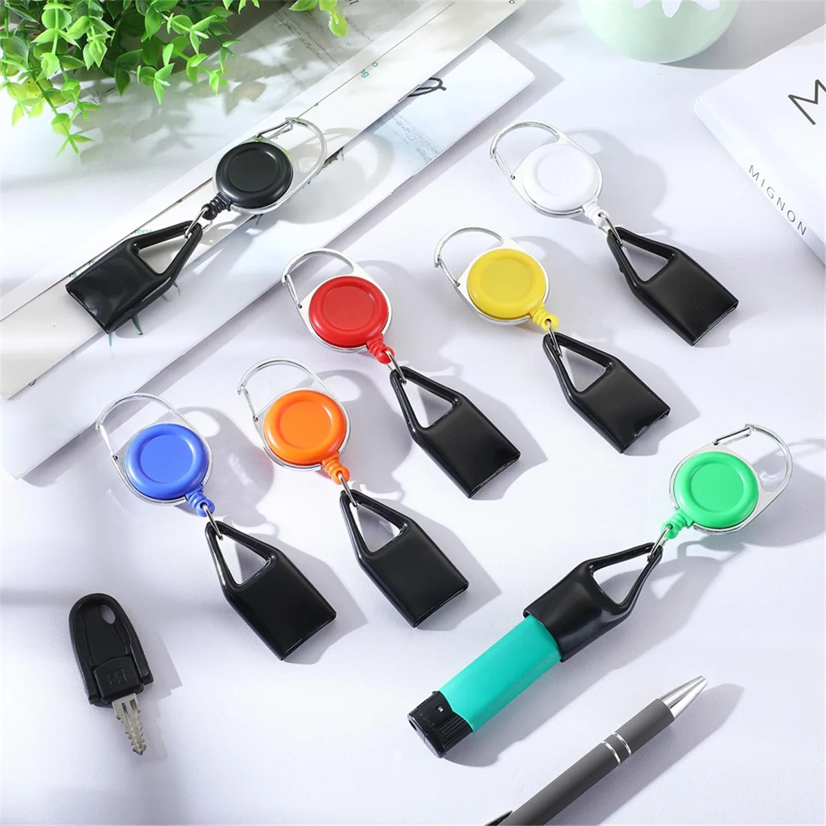 28 шт. выдвижной брелок-держатель зажигалки разных цветов, брелки для зажигалки с одним зажимом для зажигалки