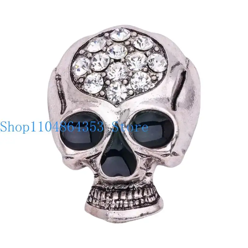 652F Retro Skull Designs Brooch Sturdy Alloy Gothic Jewelry for Women Stylish Outfit Enhancer Secure Pin Gift