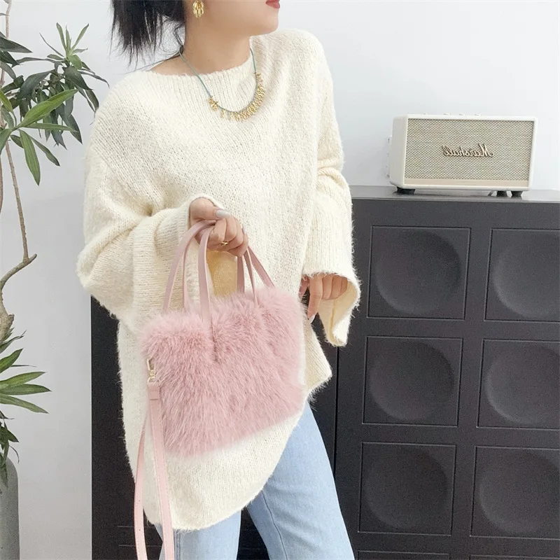 Fashion Winter Women\'s Faux Fur Handbags Retro Ladies Fluffy Shoulder Bags Large Capacity Soft Plush Female Tote Underarm Bag 가방