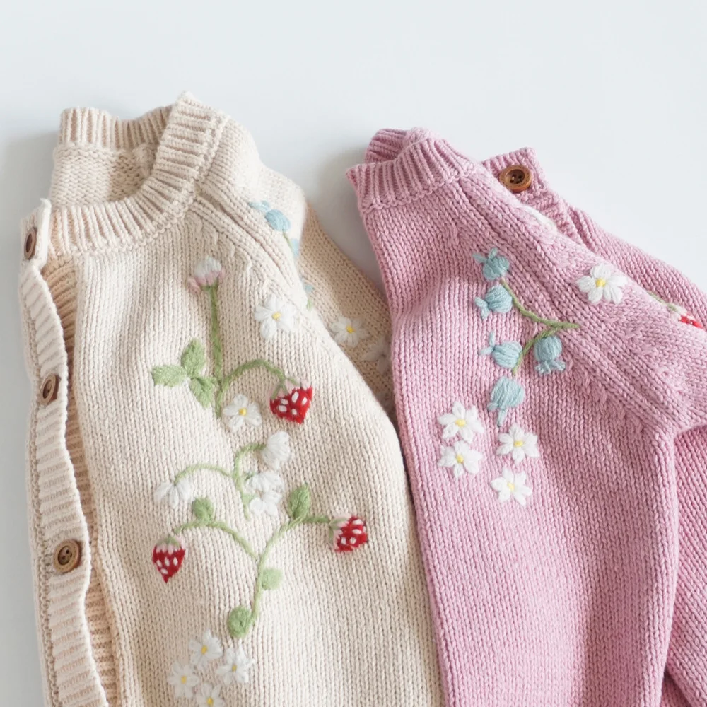 New girls' clothing, children's sweaters, autumn clothes, girls' knitted sweaters, hand embroidered strawberry flower cardigans