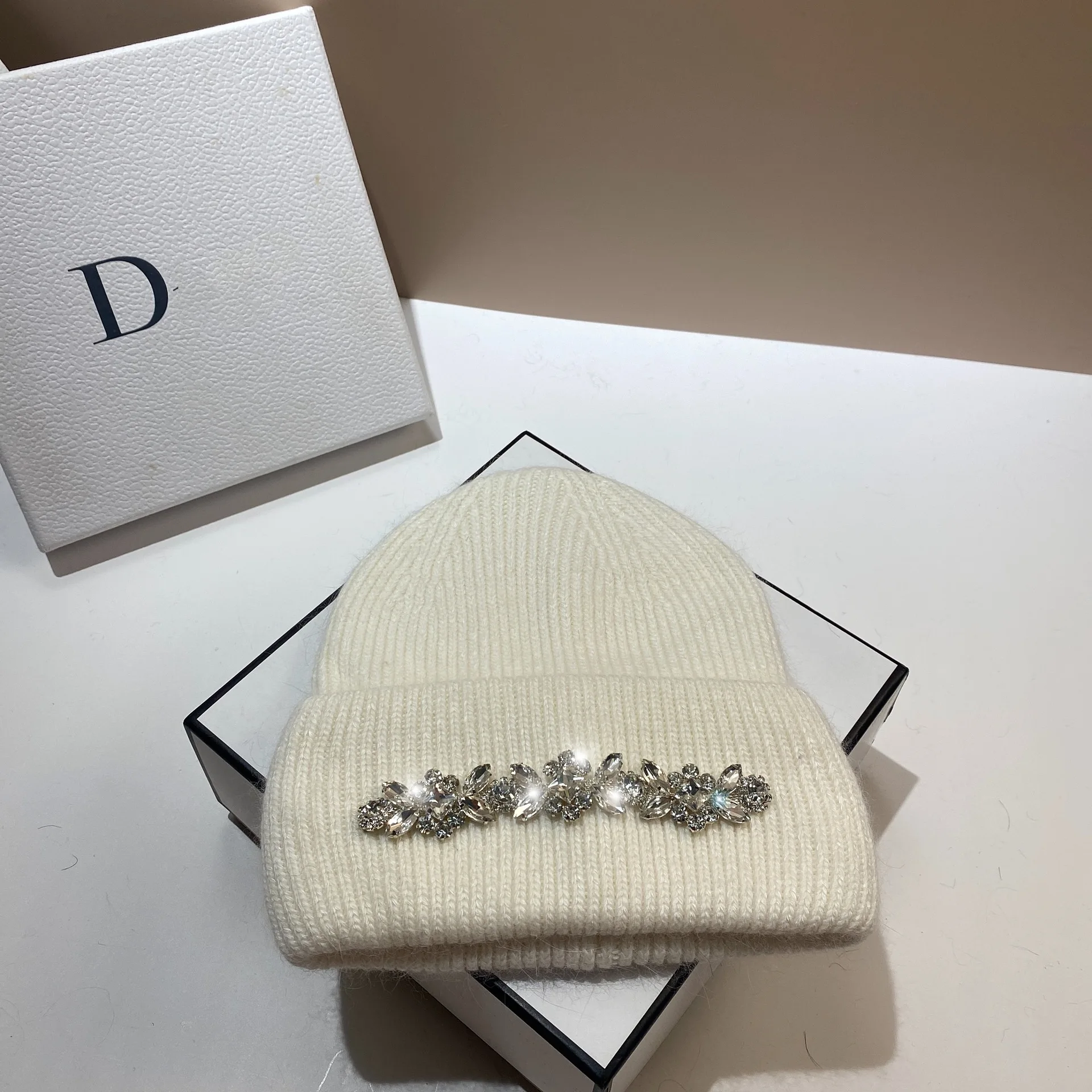 Luxury Rhinstone Real Rabbit Fur Knitted Hat Winter Warm Wool Skullies Beanies Outdoor Ear Protection Female Walking Bonnet