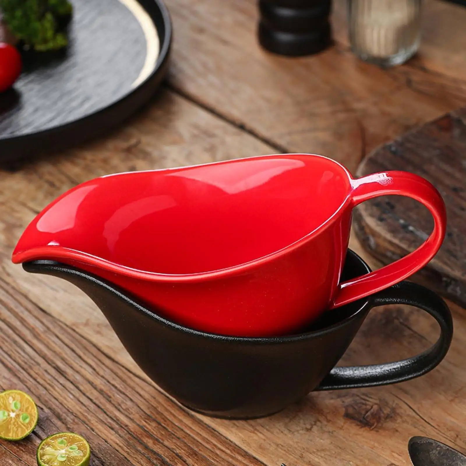 Ceramic Sauce Bowl Porcelain Gravy Boat Smooth Edge Serveware for Festive Meals and Gift Giving