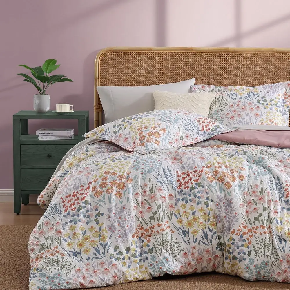 

7 PCS Pinkish Floral Comforter Set with Lower Leaves, Spot Seersucker Design, All Season King Size Bedding (102x90)