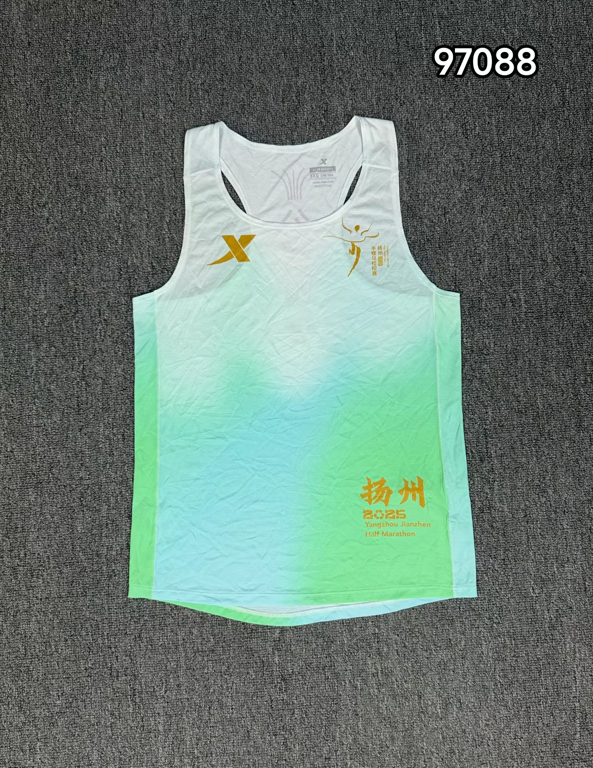 XTEP Men's Running Tank Top Quick Dry Marathon Fitness Clothes New Arrival Polyester Fiber Moisture Wicking Gradient Pattern