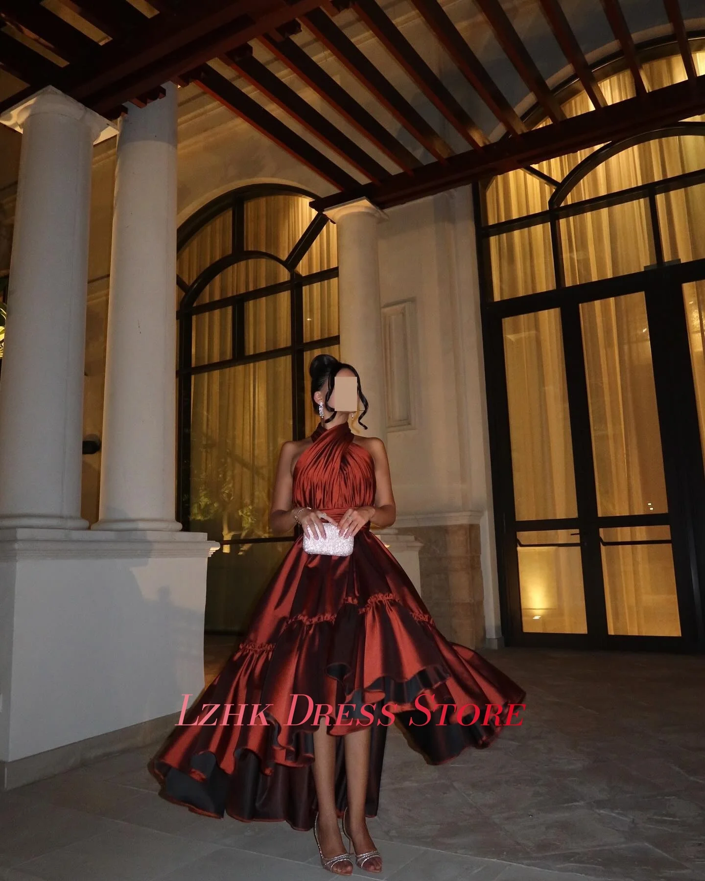 Personalizado sexy cetim a linha vestido de noite temperamento sem mangas halter até o chão فسات intelliات tamanho personalizado