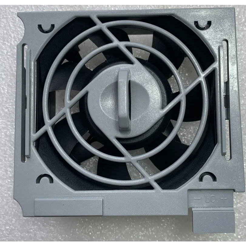 

Инверторный вентилятор Danfoss 70x70x25 мм 130B1096 PMD2407PTB1-A PMD2409PMB4-A DC24V 4,3 Вт