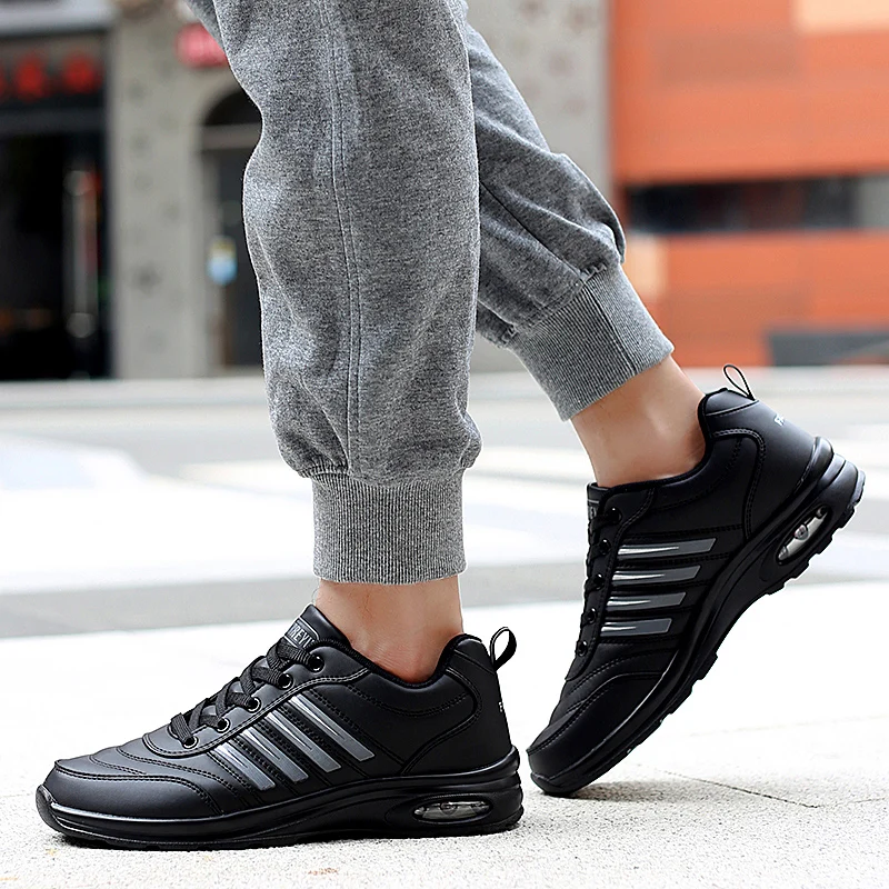 

New Golf Shoes Professional Golfers Footwears Lightweight Breathable