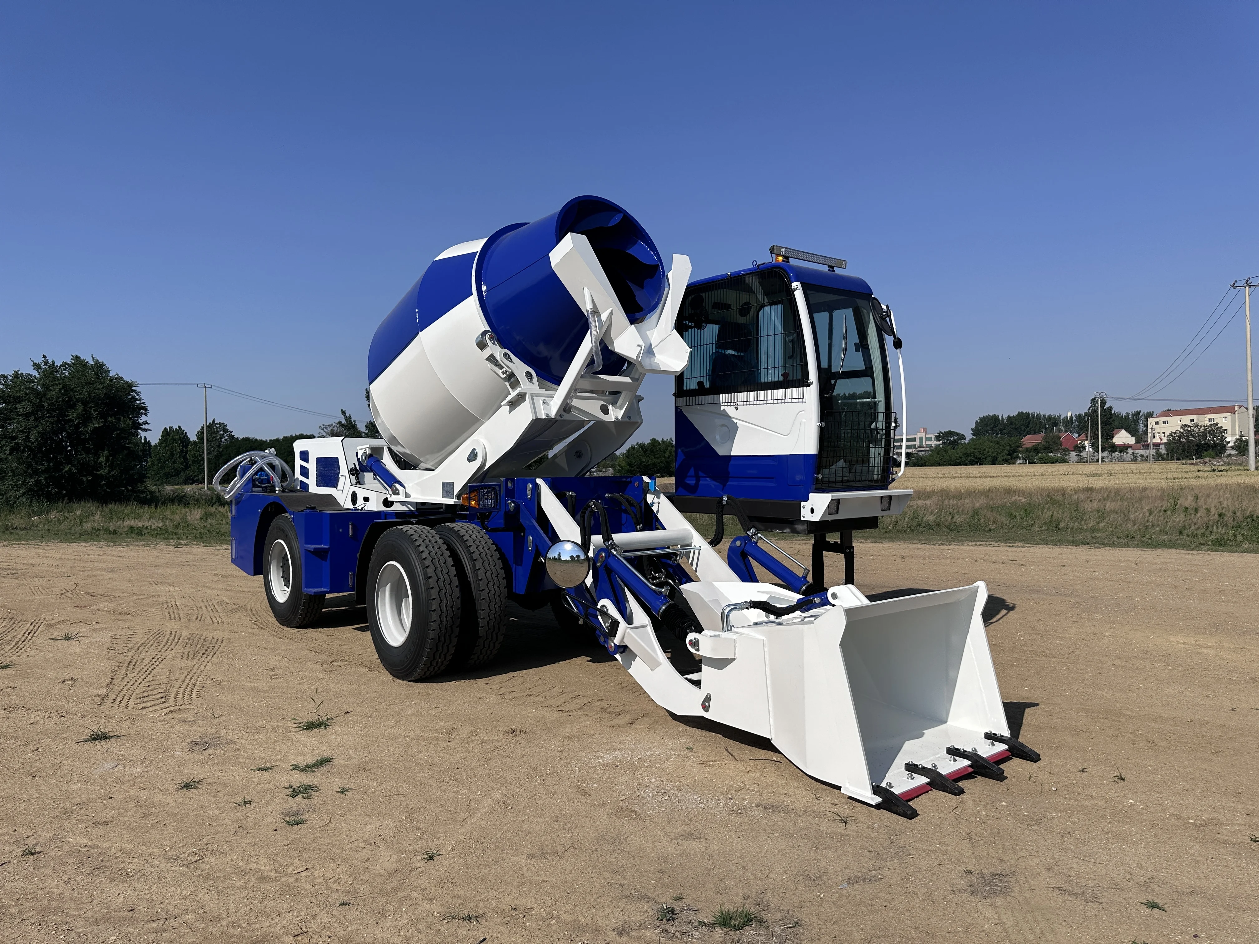 YG 500l Concrete Mixer Ajax Self Loading Mobile Concrete Mixer in Ghana Betonniere Concrete Mixing Machine Cement Mixer Truck