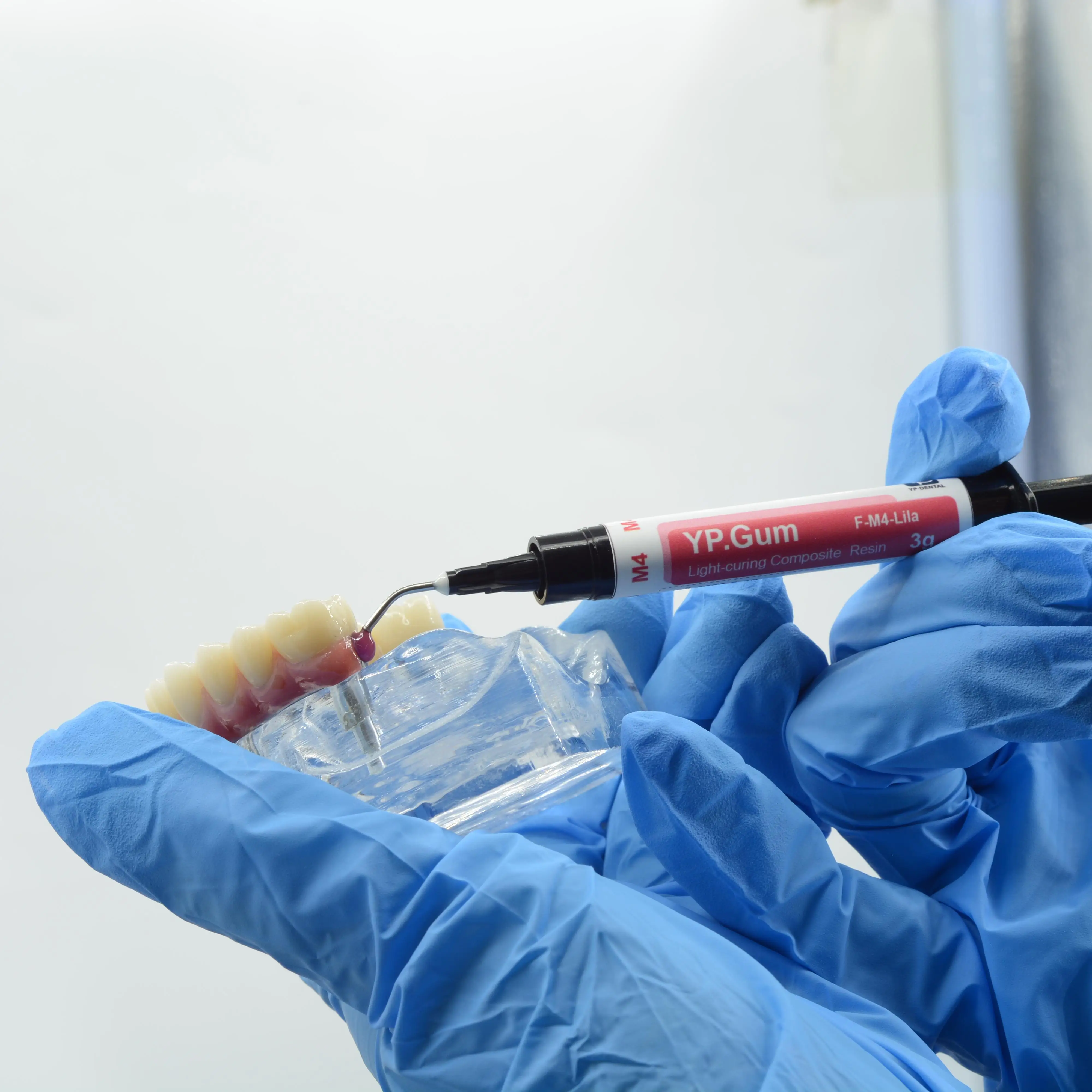 

Pink Dental Composite Resin Light Curing Gingival Ceramic Porcelain Material for Dental Laboratory Use