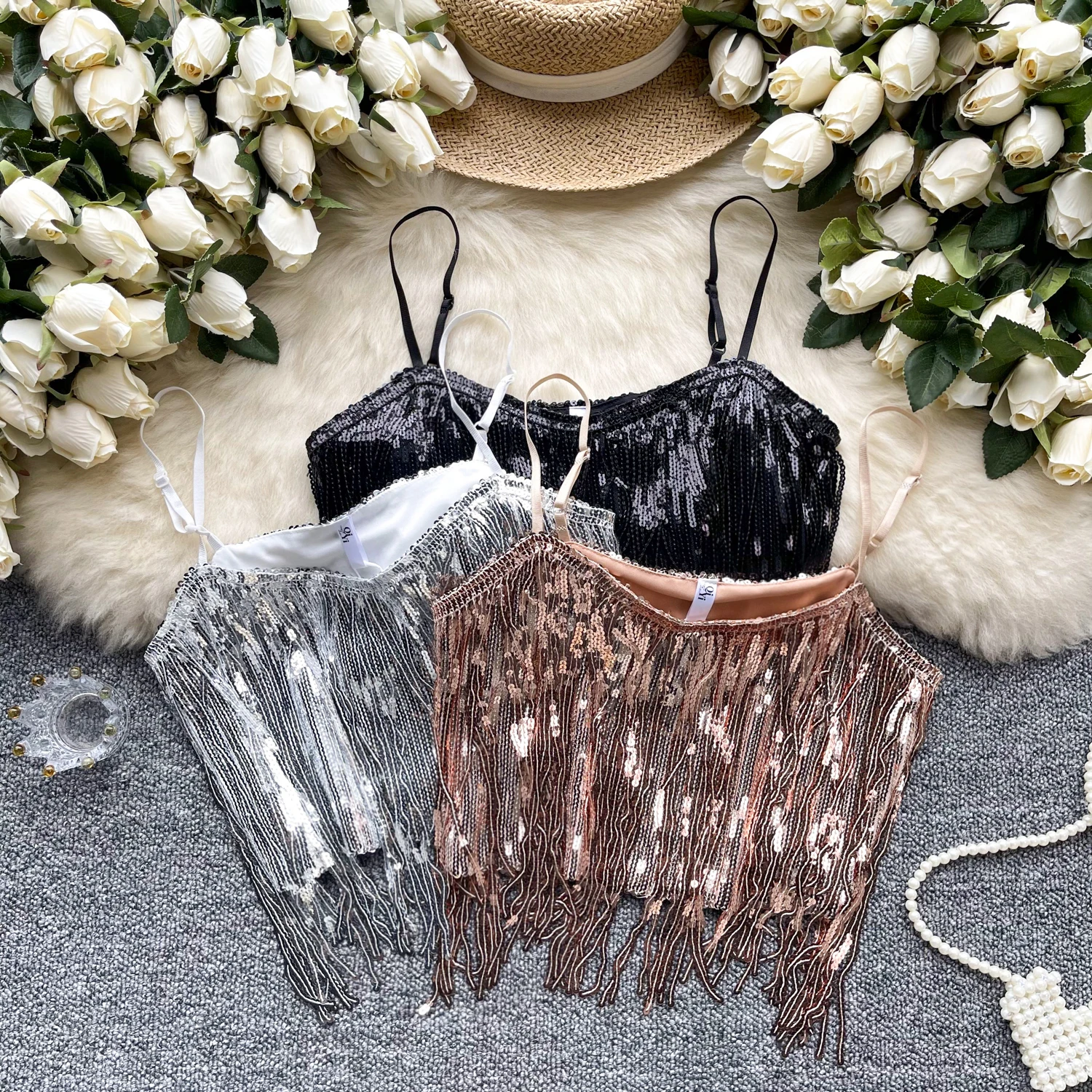 Clothland Women Sexy Sequined Crop Top Adjustable Straps Sleeveless Tassels Shinning Female Chic Shirt Blouse Blusa WA255