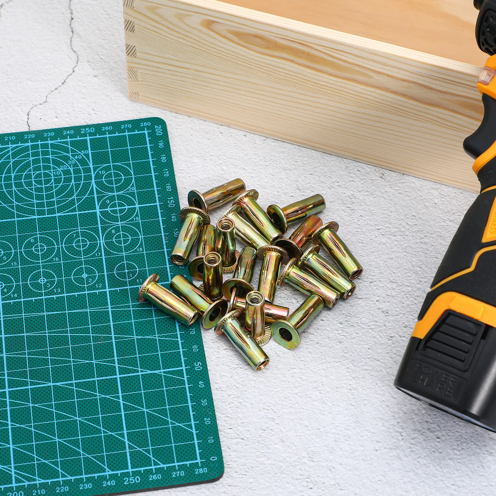 

20 Pcs Golden Lantern Shaped Inserts for Craft Hardware Industrial Use Threaded Rivet Nuts Industrial Steel