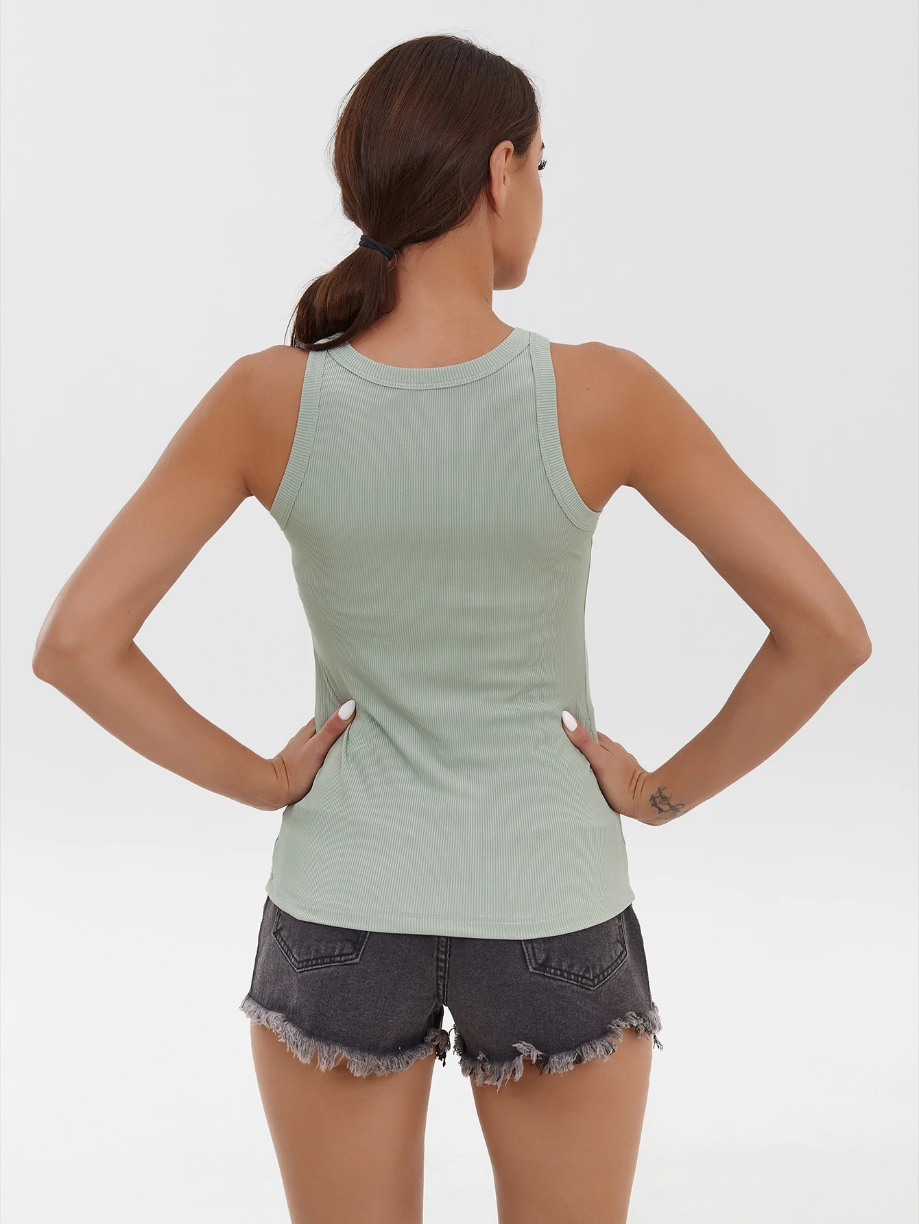 Women's Spring and Summer New Vest Solid Color Sexy Sleeveless Top Street Casual Slim-fit Women's All-match Round Neck Vest