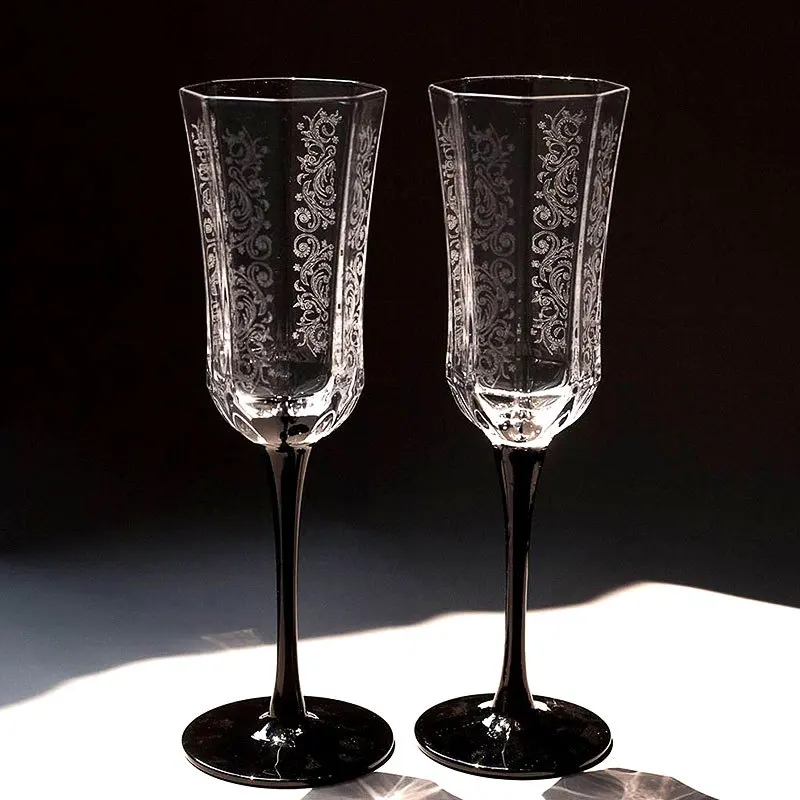 

French vintage Champagne Glass Black Swan Valentine's Day High-end Wine Glass Antique Octagonal Stemmed Glass